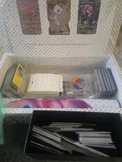 Pokemon Scarlet and Violet 151 Collection Box UPC Mew Pokemon - Image 2