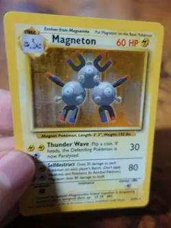 Magneton 9/102 Holo Additional White Ink Error Misprint Base Set Pokemon Card PL - Image 5