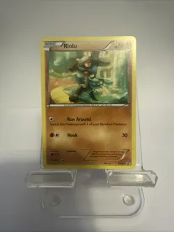 Pokemon Card Riolu BW33 Black & White Black Star Promo - Image 1