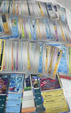 Pokemon 2lbs Mixed Trading Cards Lot - Image 3