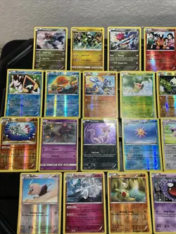(30) Pokemon Cards Lot WOTC Vtg Holo STAMPED REVERSE Gardevoir Xearneas Cubone - Image 2