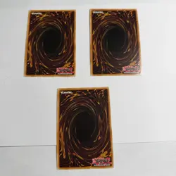 3x Gravekeeper's Spy LCYW-EN183 Ultra Rare 1st Edition Playset Yugioh - Image 3