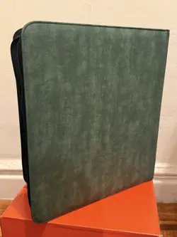 Ultra PRO Suede Collection Premium 9-Pocket Zippered PRO-Binder - Green (Used) - Image 2