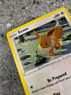 Pokemon TCG Cards Eevee SWSH190 Black Star Promo Holo NM * Swirl * - Image 3
