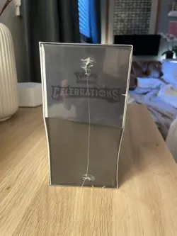 Pokemon TCG: 25th Anniversary Celebrations Elite Trainer Box ETB (2021) SEALED 820650809439 - Image 5