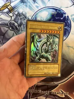 (79) Yugioh Blue-Eyes White Dragon LOB-001 Ultra Original Print Foil Shift HP - Image 2