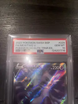 2022 POKEMON SWSH BLACK STAR PROMO #229 FULL ART/MEWTWO V PSA 10 - Image 2