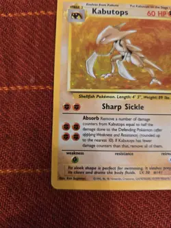 Pokemon TCG Kabutops Fossil Holo Rare Card 9/62 LP Condition 1999 WOTC Vintage - Image 2