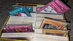 YuGiOh 5Ds Tin Box Bulk Lot Of Cards YuGiOh - Image 3