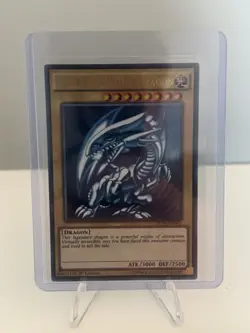 Yu-Gi-Oh Blue-Eyes White Dragon DUSA-EN043 1st Edition Ultra Rare Duelist Saga - Image 1