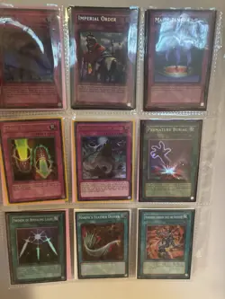 Yugioh Holo Lot - QCR Dark Magician Girl, Exodia Mint holo set, vintage!! - Image 4