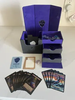 GAMEGENIC Deck Box The Academic 133+ XL BLACK/PURPLE Tolarian Kickstarter Bundle - Image 1