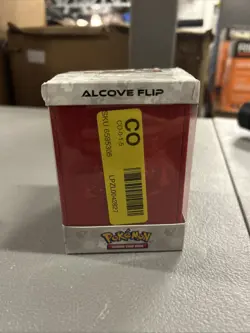 Ultra Pro Elite Series: Charizard Alcove Flip Deck Box for Pokemon - Image 2