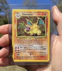 Pokemon TCG Charizard Base Set Unlimited Holo Rare Card 4/102 HP/DMG - Image 1