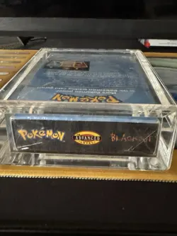 Pokemon Gold Strip Blackout Sealed Theme Deck Shadowless - Image 3