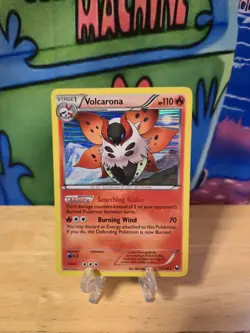 Pokemon 2012 Light Play Volcarona Dark Explorers Holo 22/108 Card W Slv & T Ldr! - Image 1