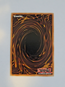 Blue-Eyes White Dragon YAP1-EN001 Anniversary Pack Limited Edition - Image 2