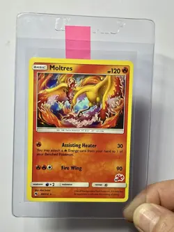 Moltres 38/214 (NM) STAMPED 46 Sun & Moon: Lost Thunder 2019 Pokemon Card - Image 3