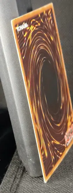 Yu-Gi-Oh! Red-Eyes B. Dragon BPT-005 2002 Collectors Tin Limited Edition Holo LP - Image 4