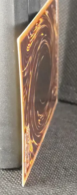 Yu-Gi-Oh! Red-Eyes B. Dragon BPT-005 2002 Collectors Tin Limited Edition Holo LP - Image 5