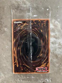 Yu-Gi-Oh Blackwing Armed Wing Lost Art Card LART-EN078 Factory Sealed - Image 2