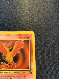 Moltres MP Unlimited Fossil 27/62 Pokemon TCG Regular Black Edges Bleeding - Image 3
