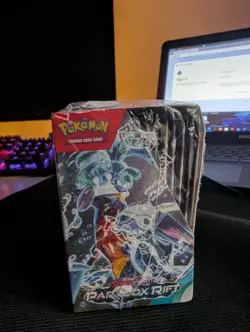 Pokemon: Scarlet & Violet Paradox Rift Booster Display - 36 Packs slight tear 820650863998 - Image 2