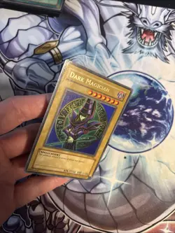 (123) Yugioh Dark Magician LOB-005 Ultra Rare Unlimited LP - Image 5