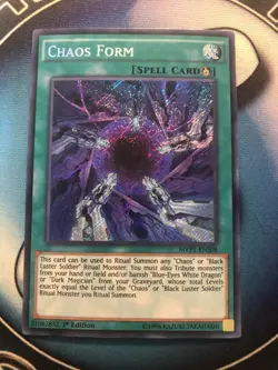 *** CHAOS FORM *** 1ST EDITION SECRET RARE MINT/NM MVP1-ENS08 YUGIOH! - Image 1