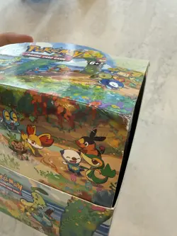 Pokemon TCG Celebrations 25th Anniversary Mini Tin Display - Image 3