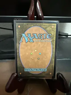 Strionic Resonator (Borderless) Commander: the Lost Caverns of Ixalan Regular - Image 2