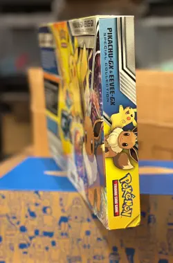 NEW/SEALED Pokemon TCG: Pikachu-Gx & Eevee-Gx Special Collection (box wear) 820650807770 - Image 4