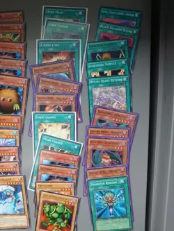 Yugioh 60 Card lot bundle 20+ rare/Foil. Mix exact as pictured YUG66 NM - Image 2