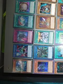 Yugioh 60 Card lot bundle 30+ rare/Foil. Mix exact as pictured YUG62 NM - Image 3