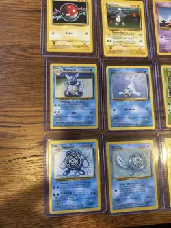 Pokemon TCG Base Set 21 Cards Total All Near Mint Or Lightly Played. - Image 1