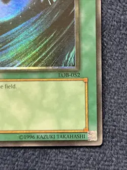 2002 Yu-Gi-Oh Vintage DARK HOLE SUPER RARE LOB-052 Foil Shift Light Fade Error - Image 4