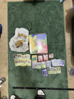 Pokemon Vintage Modern Card Collection Lot Binder HOLOS RARE - Image 2