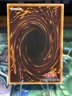 Yu-Gi-Oh! Dark Magician LB-05 Ultra Rare Japanese - Image 2