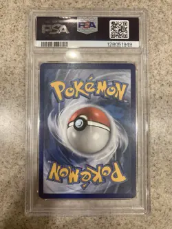 2021 Pokemon TCG Celebrations Umbreon #17 Classic Collection Gold Star PSA 8 - Image 2