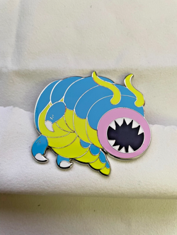Beta style Gyarados & Shiny Raikou Pokemon Enamel Collector pins set of 2 - Image 3