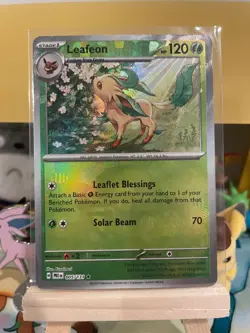 Leafeon Pokeball Pattern (005/131) - Prismatic Evolutions - Pokemon TCG - NM - Image 1