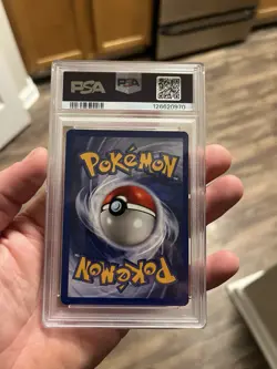 1999 POKEMON FOSSIL 1ST EDITION #2 ARTICUNO HOLO PSA 8 - Image 2