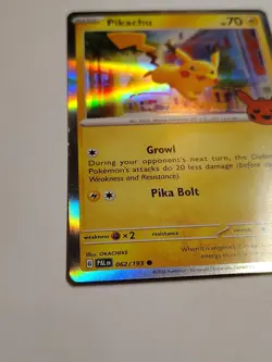 Pokemon Card Single Pikachu HOLO 2023 Trick Or Trade 062/193 - Image 5