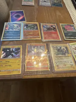 Pokemon 28 Card Lot - Image 5