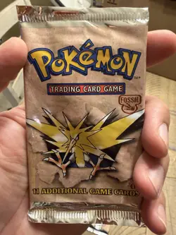 Pokemon 1st Edition Fossil Booster Pack (PLEASE READ DESCRIPTION) - Image 3