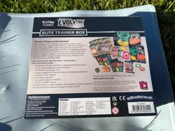 Pokemon Evolving Skies ETB Elite Trainer Box - Image 3
