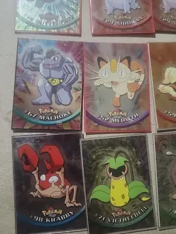 Pokemon Topps Card Lot X18 Holo X100 Non Holo - Image 5