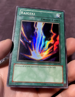 Yugioh! Raigeki LOB-053 Super Rare Unlimited Original Print Near Mint - Image 3