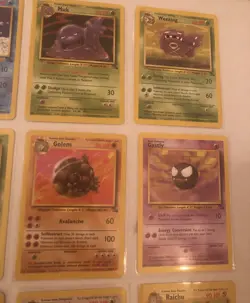 Lot Of 12 Fossil Set Pokemon Cards - Image 5