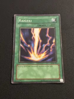 Raigeki LOB-053 Unlimited Super Rare MP/LP - Image 1